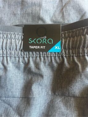 Skora Men's Taper Fit Grey Joggers XL